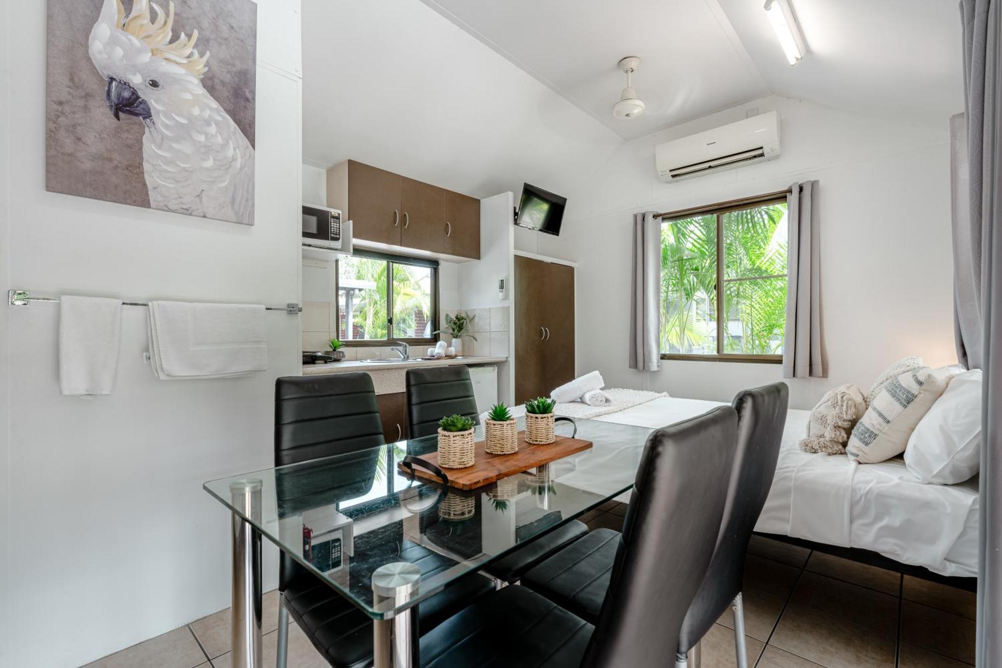 Tasman Holiday Parks - Cairns Cool Waters Buitenkant foto